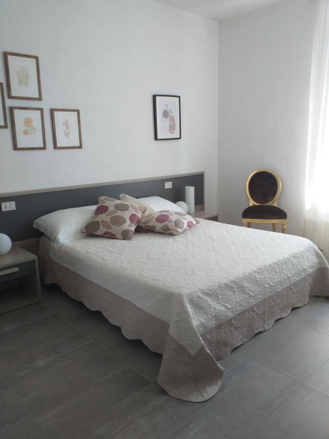 Albergo Ristorante Locanda Roma Donoratico Esterno foto