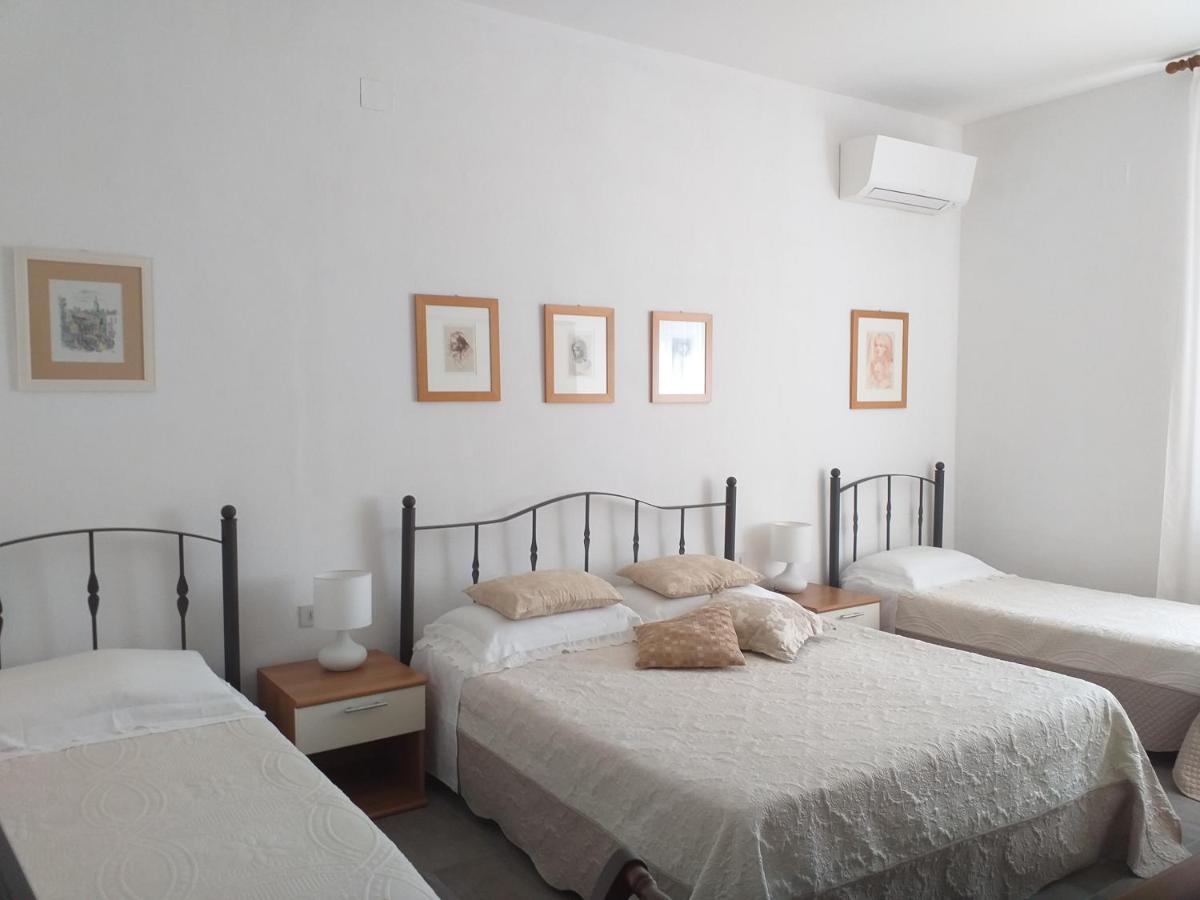 Albergo Ristorante Locanda Roma Donoratico Esterno foto