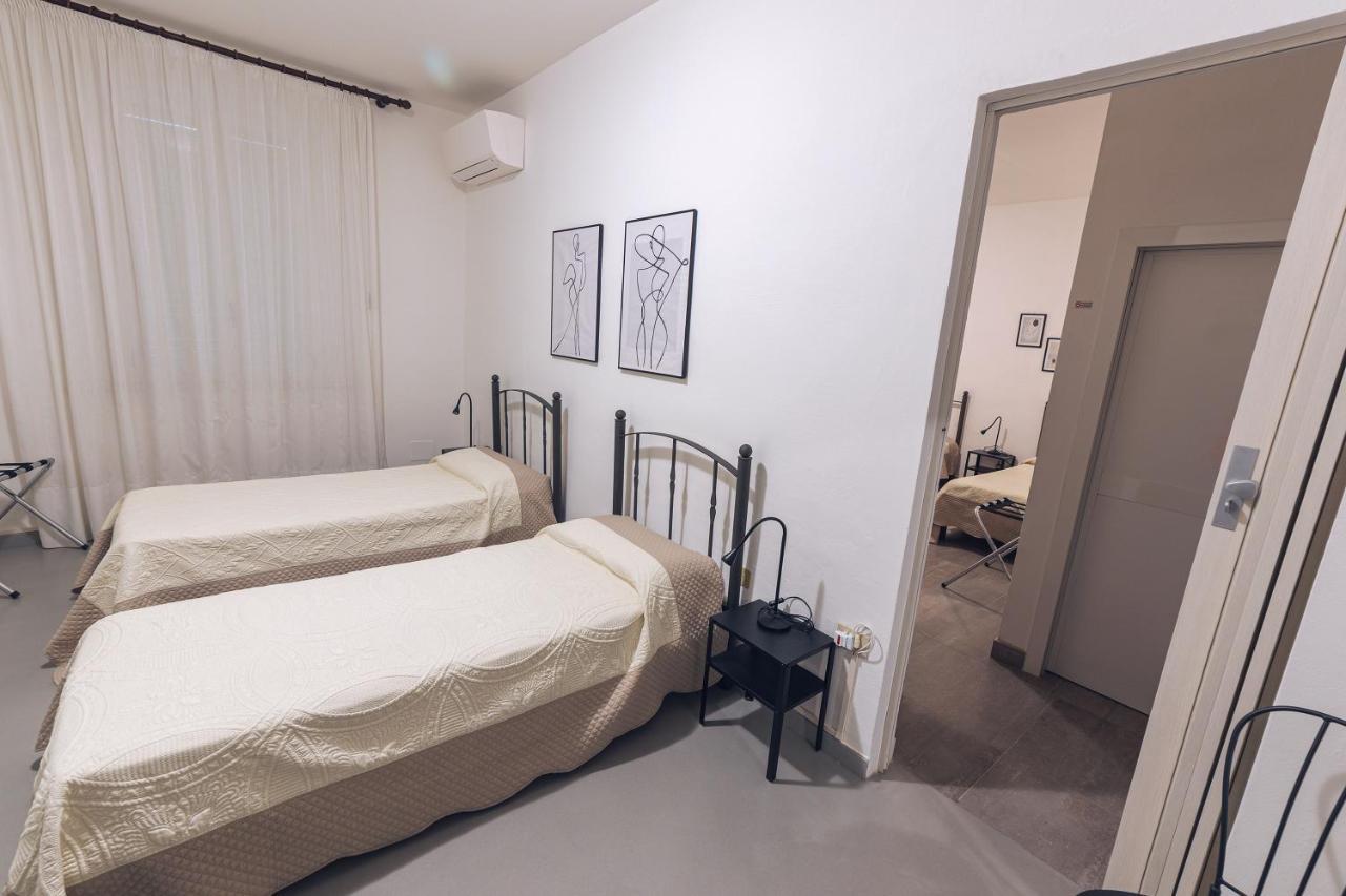 Albergo Ristorante Locanda Roma Donoratico Esterno foto